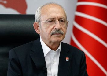 Kılıçdaroğlu, İzmir'de çıkan yangınla ilgili Tunç Soyer'i aradı