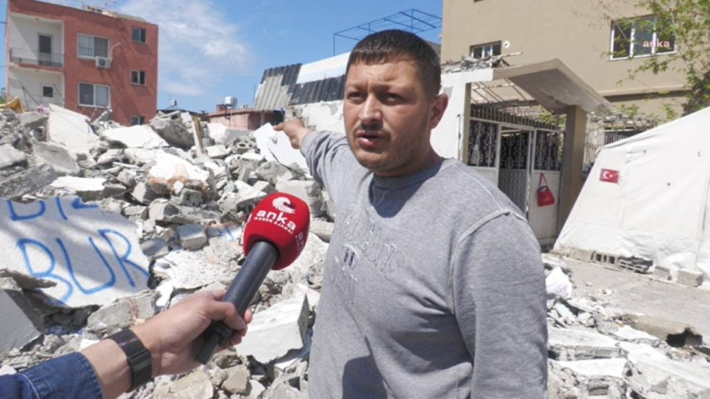 Kontrollü yıkılan ev depremzedelerin eşyalarının üzerine çöktü: 'Bize bir deprem daha yaşattılar'