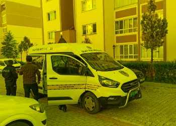 Konya’da korkunç olay; emekli polis, eşi ile 2 çocuğunu vurdu