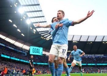 Kritik maçta Arsenal'i deviren City, şampiyonluk yolunda avantajı kaptı