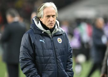 Kupa gelmese de Jorge Jesus'la yola devam kararı