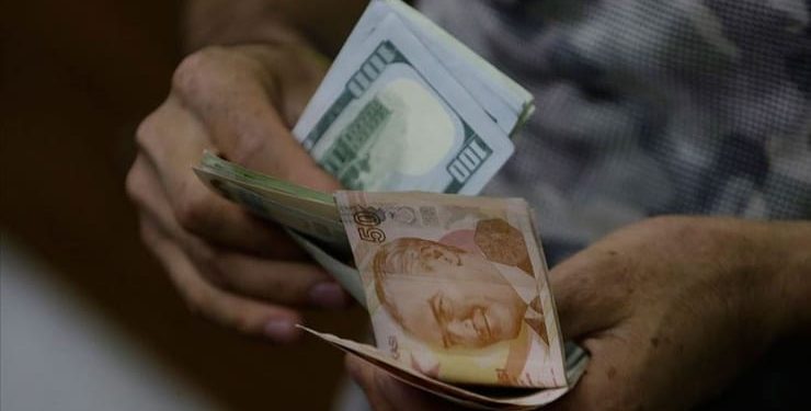 Kur korumalı mevduat (KKM) hesaplarıyla ilgili bir düzenleme daha geldi. Kurumlar vergisi istisnası yabancı paralar için de geçerli olacak.