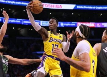 Los Angeles Lakers ve Atlanta Hawks play-off'a kaldı