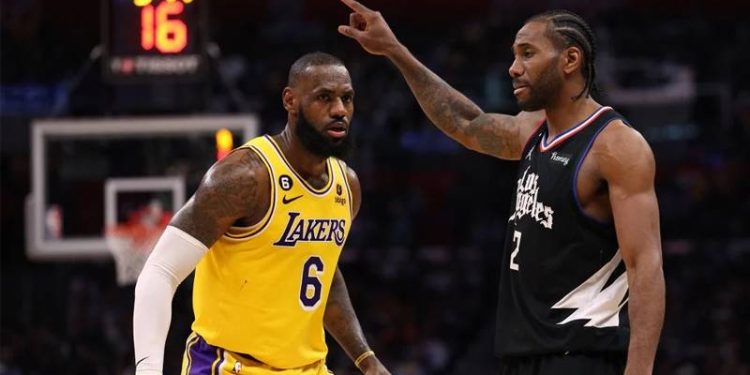 Los Angeles derbisinde Clippers, Lakers'ı yenerek play-off avantajı sağladı