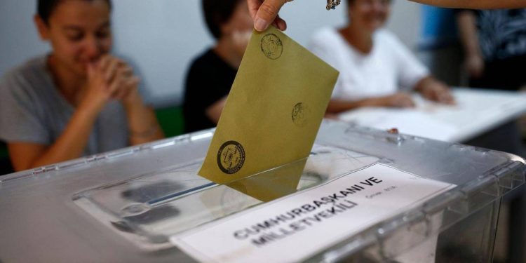 Metropoll, son anketi açıkladı: Cumhurbaşkanlığı yarışında Kılıçdaroğlu önde gidiyor