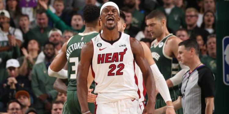 Miami Heat, Butler'ın tarihi performansıyla Bucks'ı eledi; Doğu Konferansı'nda yarı finale yükseldi!