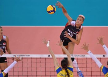 Milli voleybolcu Ebrar Karakurt, Novara başkanı ile kavga etti