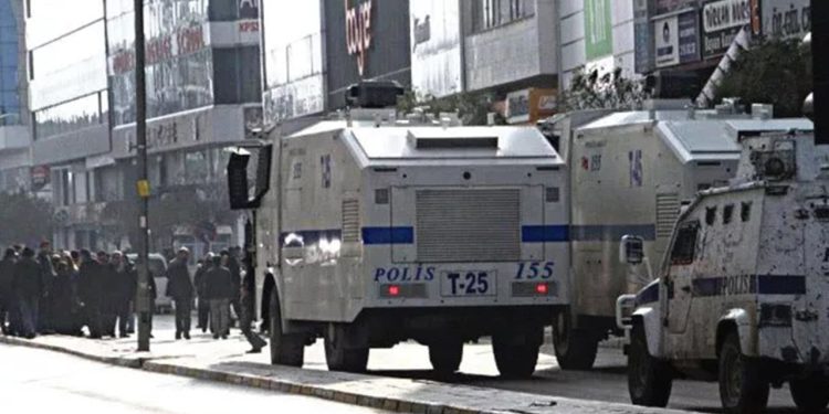 Muş'ta toplantı ve gösteri yürüyüşleri beş gün süreyle yasaklandı