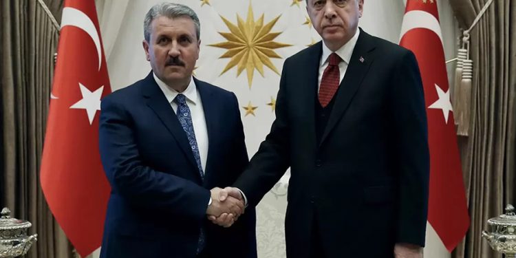 Mustafa Destici’den HÜDA PAR’a: ‘Hizbullah terör örgütüdür’ demeleri lazım