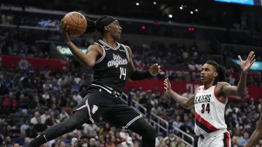 NBA'de Clippers, Blazers'ı 136-125 yendi