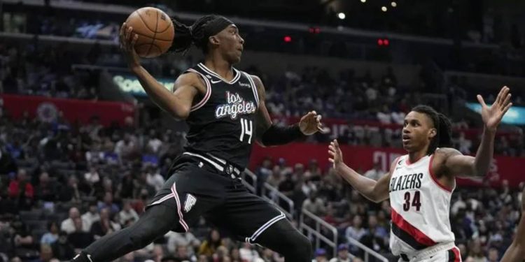 NBA'de Clippers, Blazers'ı 136-125 yendi