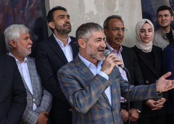 Nebati: Hazine'nin kasası boşsa ne dağıtıyorsun, aklımızla oynama