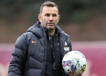 Okan Buruk rekoru kaçırdı