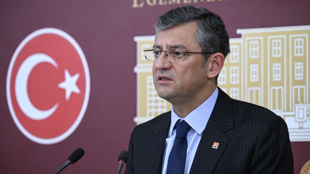 Özgür Özel: HDP'nin cumhurbaşkanı adayımıza oy vermesi kimsenin karnını ağrıtmasın