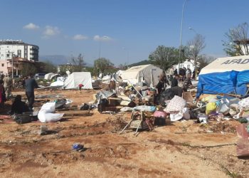 Pazarcık’ta hortum ve fırtına; çadırlar uçtu, 1 ölü ve yaralılar var