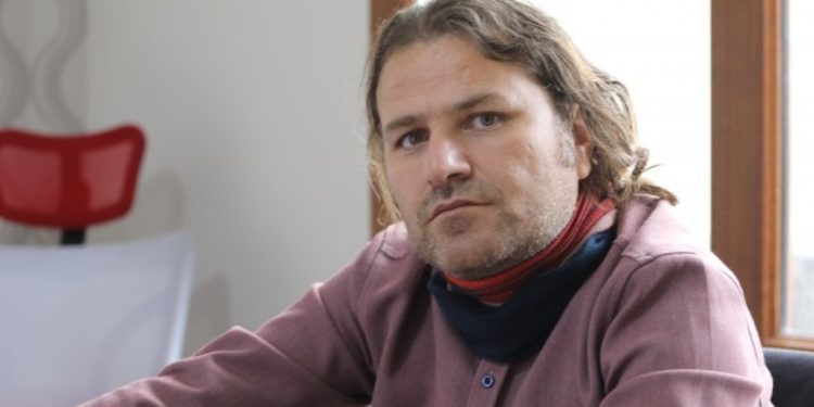 Polis, gazeteci Gök’e tutanakta olmayan sorular sordu: 'Gerçekleştirmeyi planladığınız faaliyetler nelerdir?'