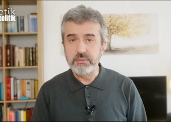 Prof. Dr. Ayhan Tekineş cevapladı; ayakkabıyla namaz kılınır mı?