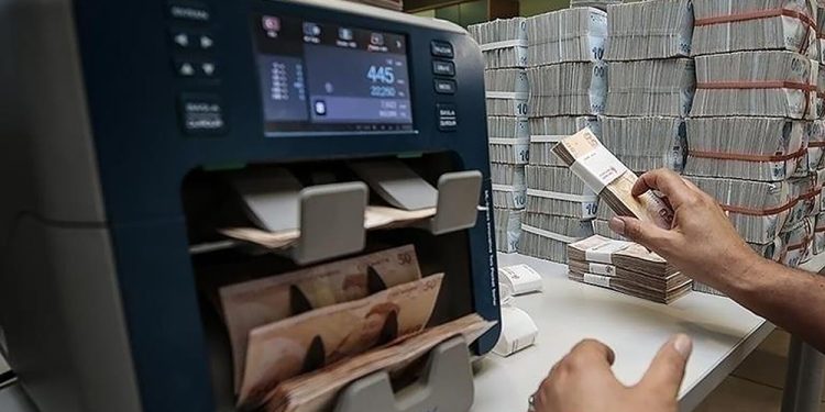 Prof. Dr. Şenol Babuşçu uyarıyor: Bankacılık sistemi durdu!