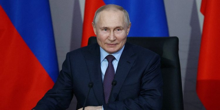 Putin kararnameyi imzaladı: Ukrayna'da ele geçen yerlerde yaşayanlar sınır dışı edilebilecek