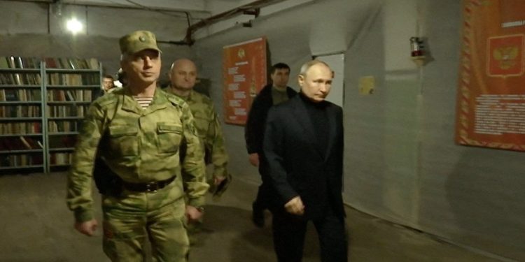 Putin'den Herson ve Luhansk'a ilk ziyaret
