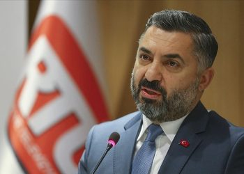 RTÜK Başkanı, Emre Kınay'ın 'yemek yasağı' iddiasını yalanladı