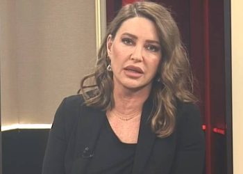 Şampiyonluk yarışından kopmak üzere olan Fenerbahçe'yi kupayı vererek mi avutacaksınız?