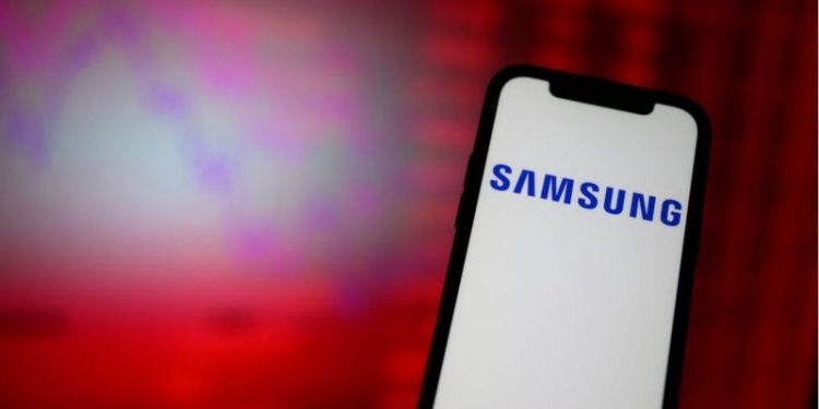 Güney Koreli teknoloji devi Samsung, yılın son çeyreğinde kâr oranlarında gerçekleşen yüzde 96'lık düşüşün ardından çip üretimini azaltmaya karar verdi.