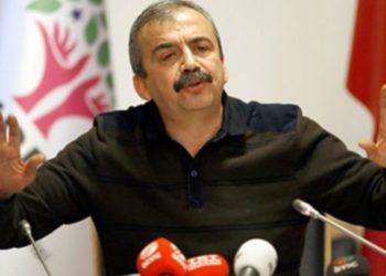 Savcının yakalama talebi reddedildi: Önder'den 'bavulum kapının ağzında' açıklaması