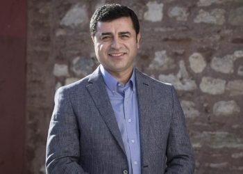 Selahattin Demirtaş cezaevinden son halini paylaştı: 'Size güveniyorum'