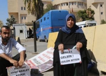 Şenyaşar ailesinden Bekir Bozdağ'a: Kirli alınları seccadeler temizlemez!
