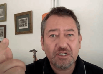 Serdar Akinan o anları anlattı: "Arkamdan savcı çıktı, kapıyı bir vurdu..." Muhammet Yakut'a yanıt verdi