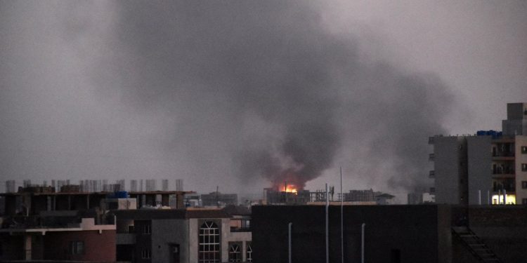 Sudan'daki Türkiye vatandaşlarını yarın tahliye edecek