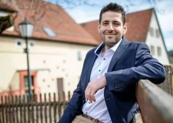 Suriyeli sığınmacı Almanya’da belediye başkanı seçildi