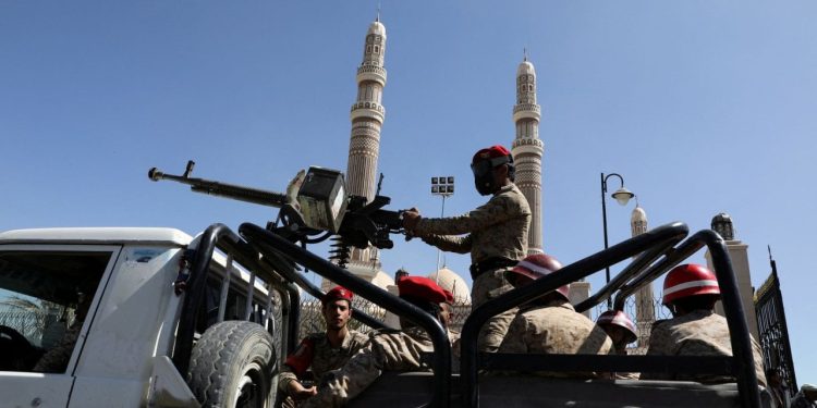 Suudi-Umman heyeti, Husilerle Yemen'de kalıcı ateşkesi görüşecek