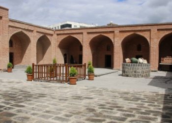 Tarihi Medresa Sor Hayrat Vakfı’na tahsis edildi