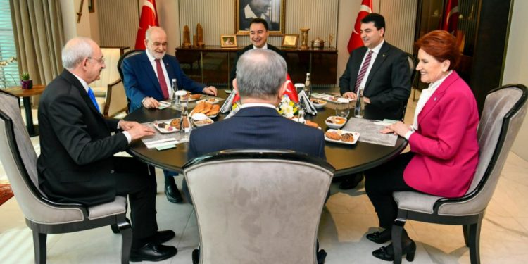 Teklif Kılıçdaroğlu'ndan: Altılı Masa'da 'ortak' arayış