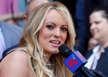 Trump'a açılan davanın merkezindeki porno yıldızı ilk kez konuştu: Hapse girmesi gerektiğini düşünmüyorum