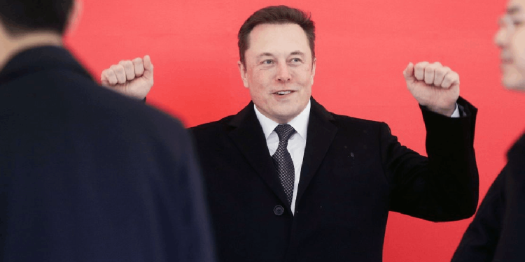 Trump'un eski danışmanı: Elon Musk'ın maaşını Çin Komünist Partisi ödüyor