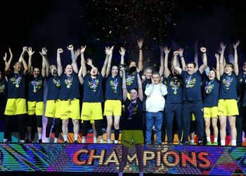 Türk basketbolunun Avrupa'daki 13. kupası Fenerbahçe'den