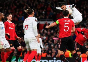 UEFA Avrupa Ligi'nde gecenin sonuçları; Sevilla avantajı kaptı