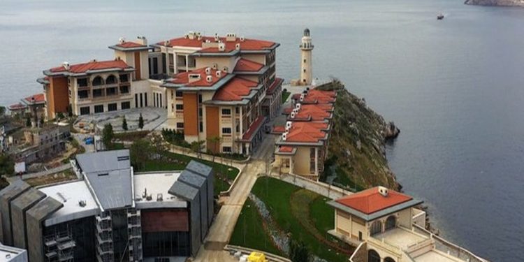 Yassıada, yıllığı 4.2 milyon TL'ye Albayrak Grubu'na kiralandı