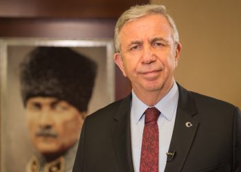 Yavaş: Aday olmadığımız için kırılan gençleri ikna etmeye çalışacağız