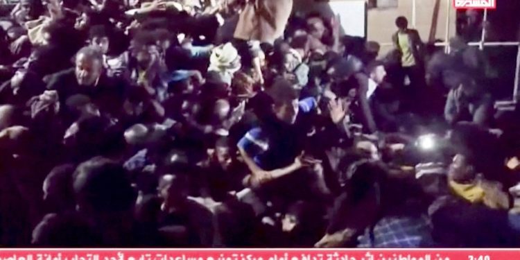 Yemen'de Ramazan yardımı izdihamı: En az 78 kişi öldü