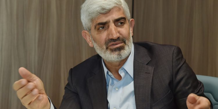 Yeni Şafak yazarı Aktaş: Yeter ki otomobilimizi kendimiz yapalım, bu halk gerekirse soğan-ekmek yer