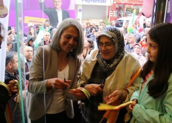 Yeşil Sol Parti Eş Sözcüsü Uçar İstanbul’da: Onlar gidecek bizler kazanacağız!