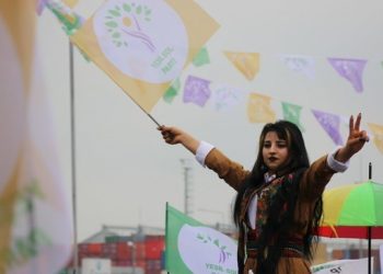 Yeşil Sol Parti'de seçim maratonu başlıyor: 5 koldan gezi, 60 merkezde miting