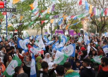 Yeşil Sol Parti’den Manisa’da iddialı çalışma