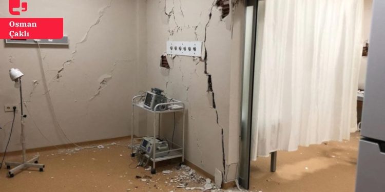 Yeterli görevlendirme yok: Depremzede hekimler hasarlı hastanelerde çalışıyor