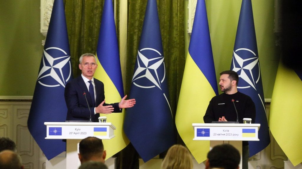 Zelenskiy-Stoltenberg görüşmesi: Ukrayna lideri NATO üyeliği ve daha fazla silah istedi