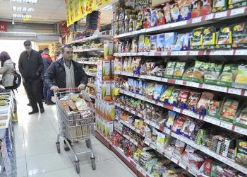 Zincir marketlere birbirine yakın şube açma yasağı gündemde